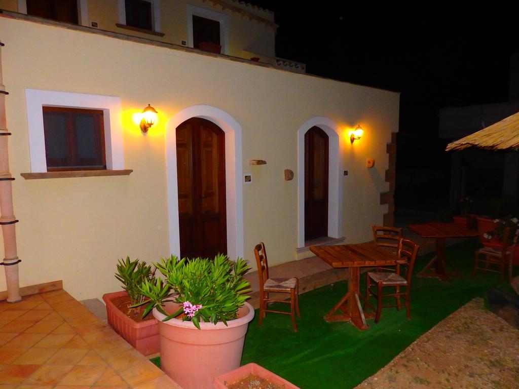 Baglio Cofano Rooms & Relax Custonaci Bagian luar foto