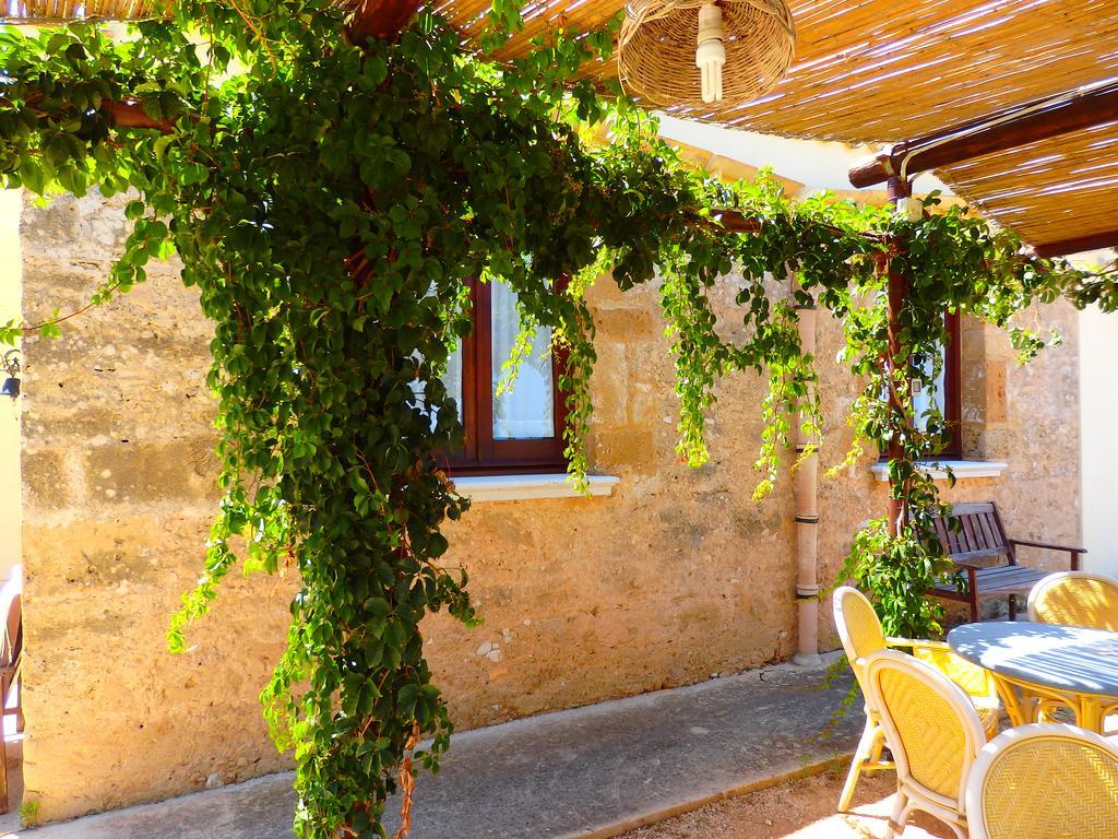 Baglio Cofano Rooms & Relax Custonaci Bagian luar foto