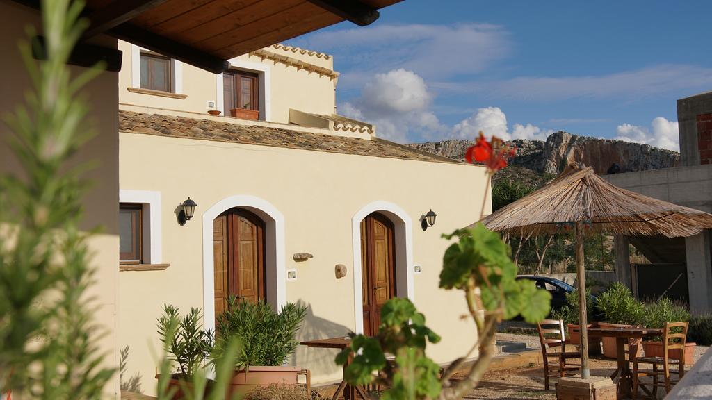 Baglio Cofano Rooms & Relax Custonaci Bagian luar foto