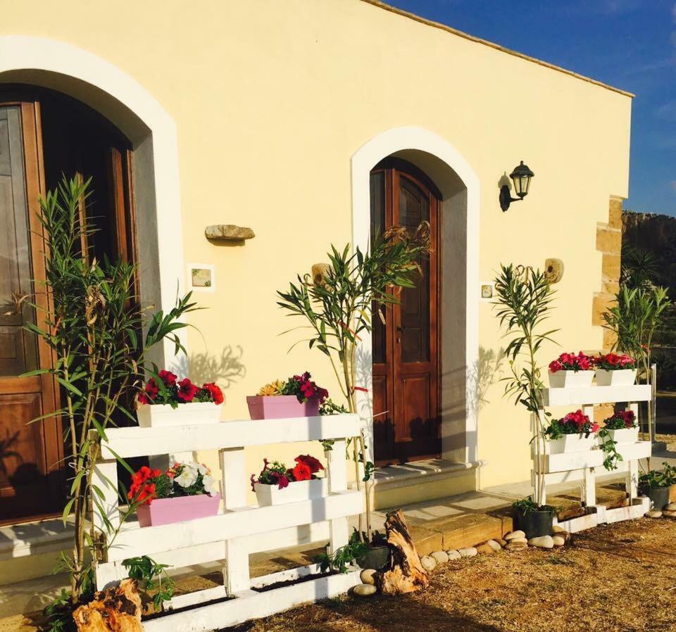 Baglio Cofano Rooms & Relax Custonaci Bagian luar foto